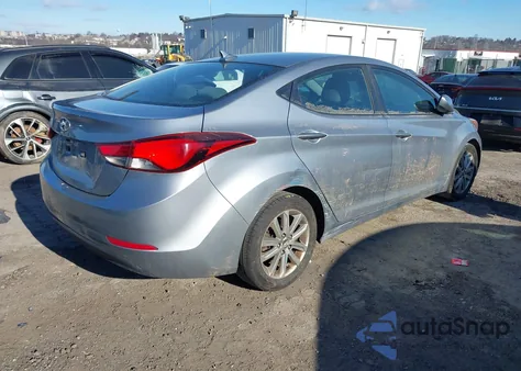 2015 Hyundai Elantra Se z USA, uszkodzony, nr VIN 5NPDH4AE7FH548780